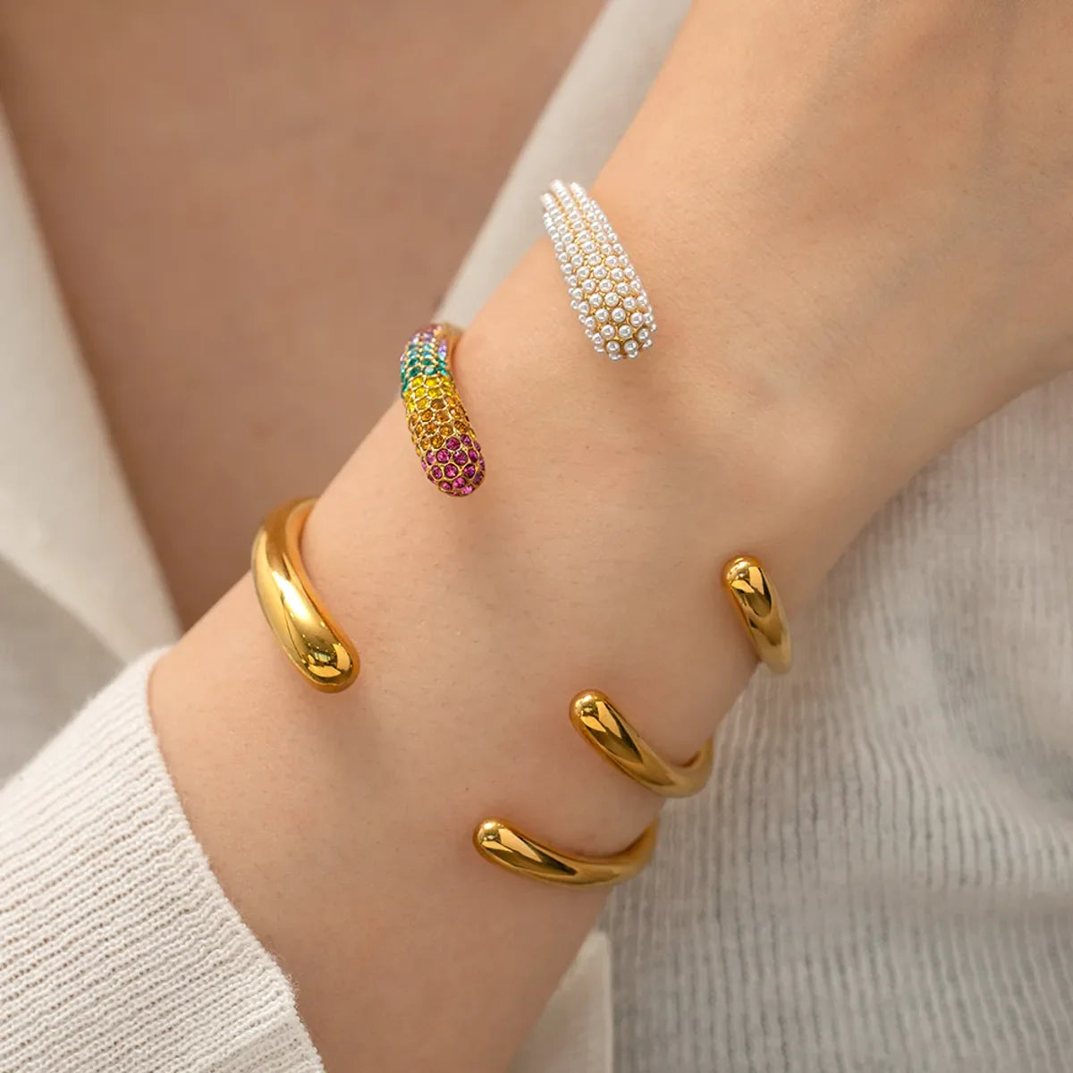 Pearl Vanice Cuff
